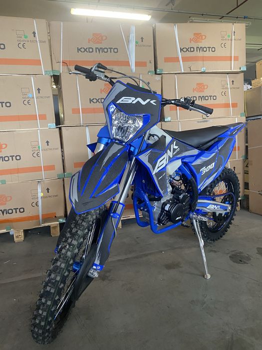 Cross 300cc Bnk nou cu garantie si livrare in toata tara