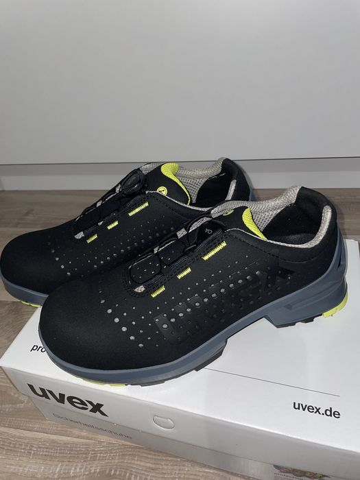 pantofii de protecție Uvex 1 S1 SRC ESD,marime43