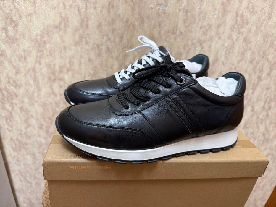 Кроссовки Anemone