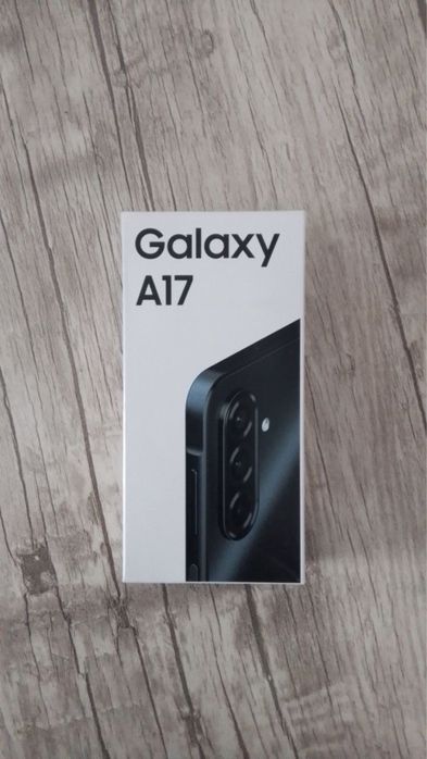 Model: Galaxy A 17 , Rangi: qora , hotira: 128 gb
