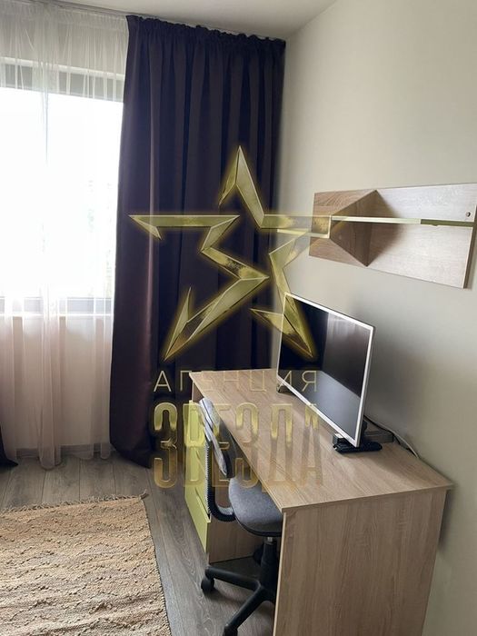 Продава се Тристаен апартамент в Пловдив, Христо Смирненски - 80 кв.м за 1913 €/кв.м - Снимка #4