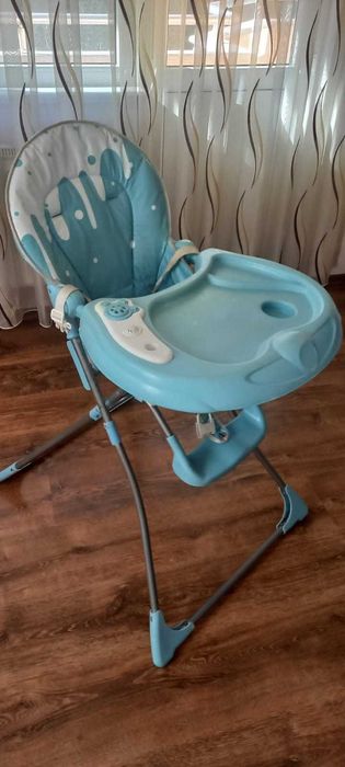 Бебешка люлка и столче за хранене