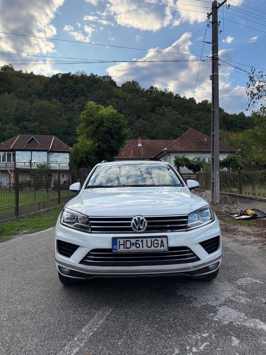 Vând Vw Touareg 3.0TDI V6 262cp  Euro6