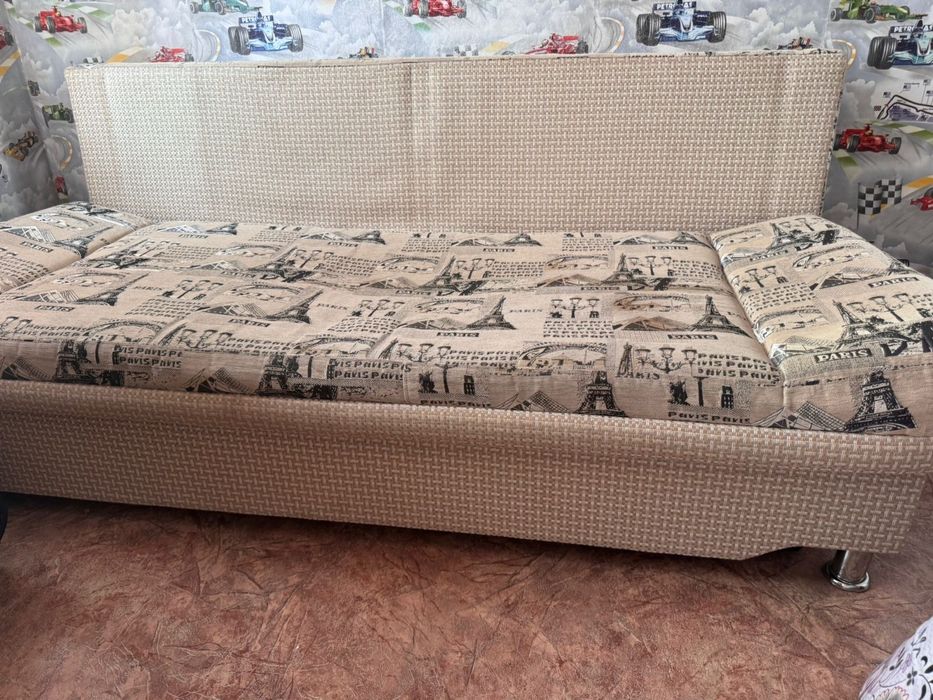 Продам удобный диван