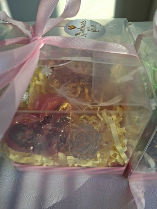 Подаръчни комплекти ръчно изработени сапуни