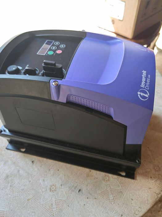 Честотен инвертор Invertek Optidrive IP66/4X   ODE-2-24220-3KA4Y
