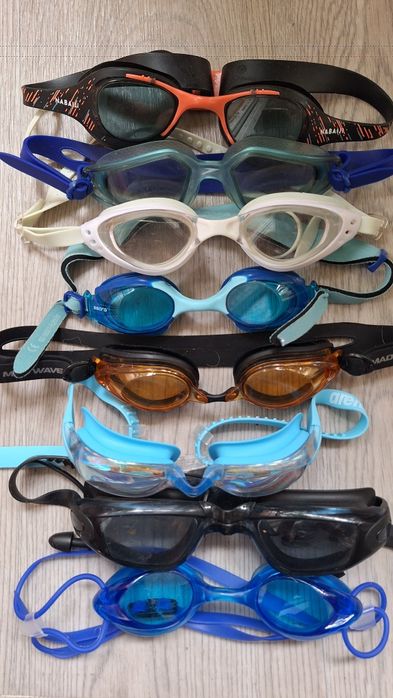 очки для плавания