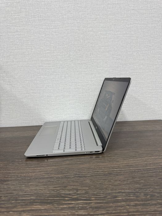 Продам HP Model-15 intel Core i3 12th Gen в Идеальном Состоянии!