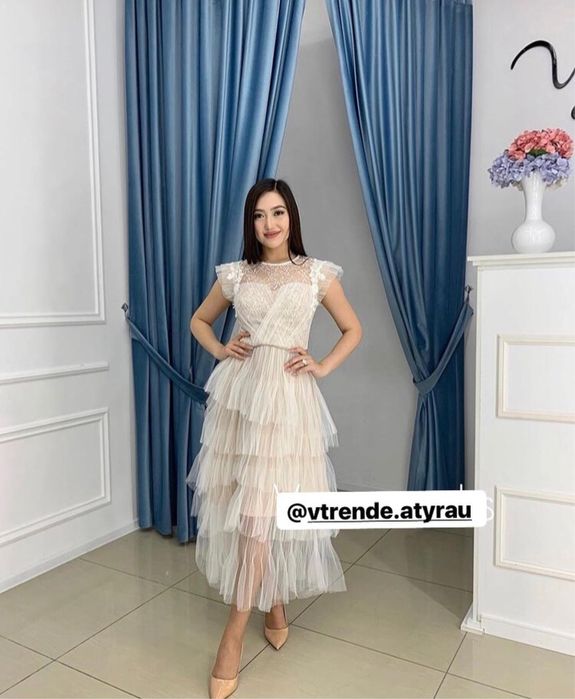 Красивое Вечернее платье, размер 42