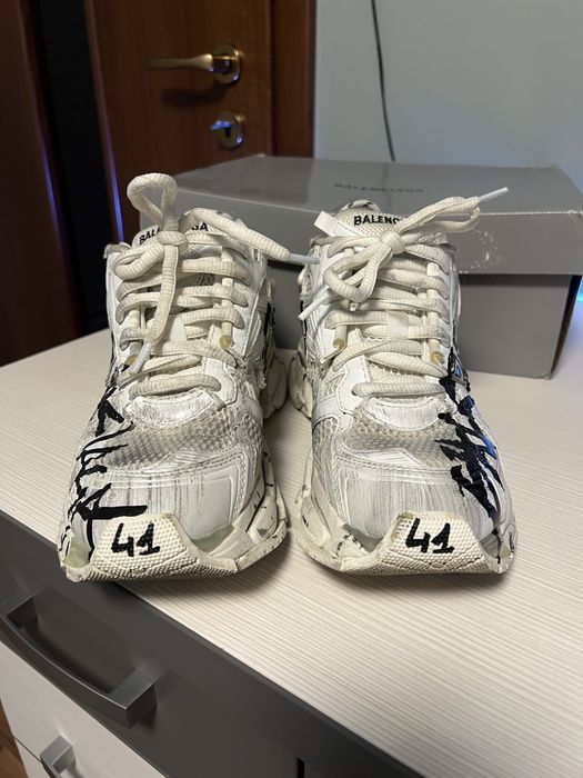 Balenciaga runner