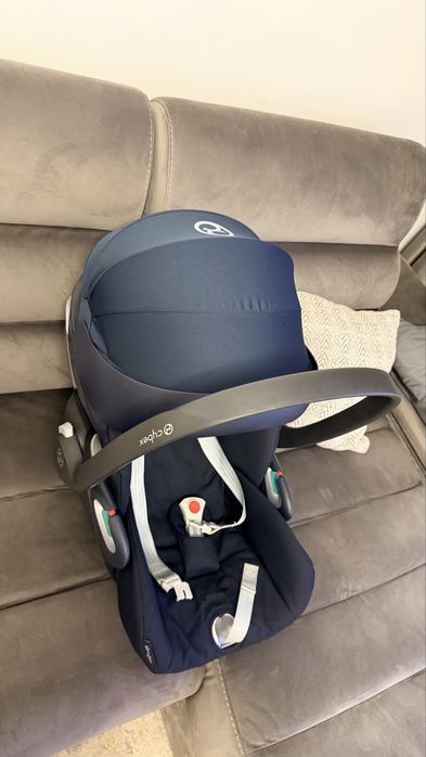 Scoică auto premium Cybex Cloud Z2 i-Size + adaptori cărucior