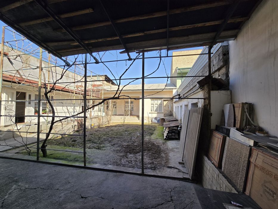 Продаётся участок 3,95 сотки в Чиланзар 20 квартале.