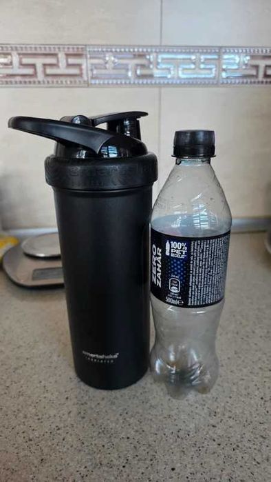 Shaker Smartshake 750ml, otel alimentar 18/8, pereti dubli / vacuum