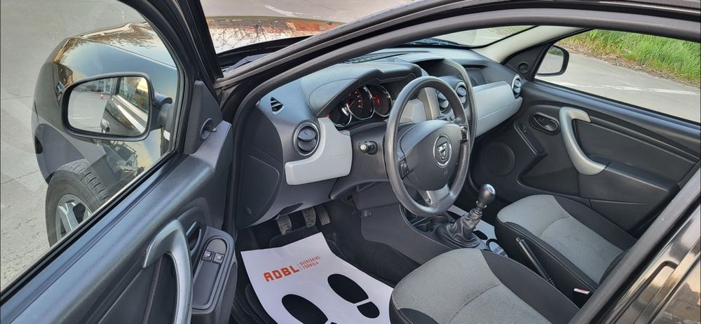 Dacia Duster facelift 1.5 diesel Nerulat RO