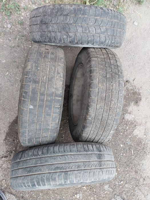 Диски R13 с резиной. На Гольф 3.