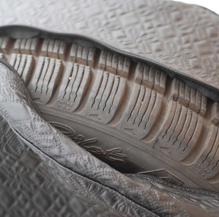 Кожена 64х20 Или 70х20 См Чанта Калъф За Резервна Гума И Патерица