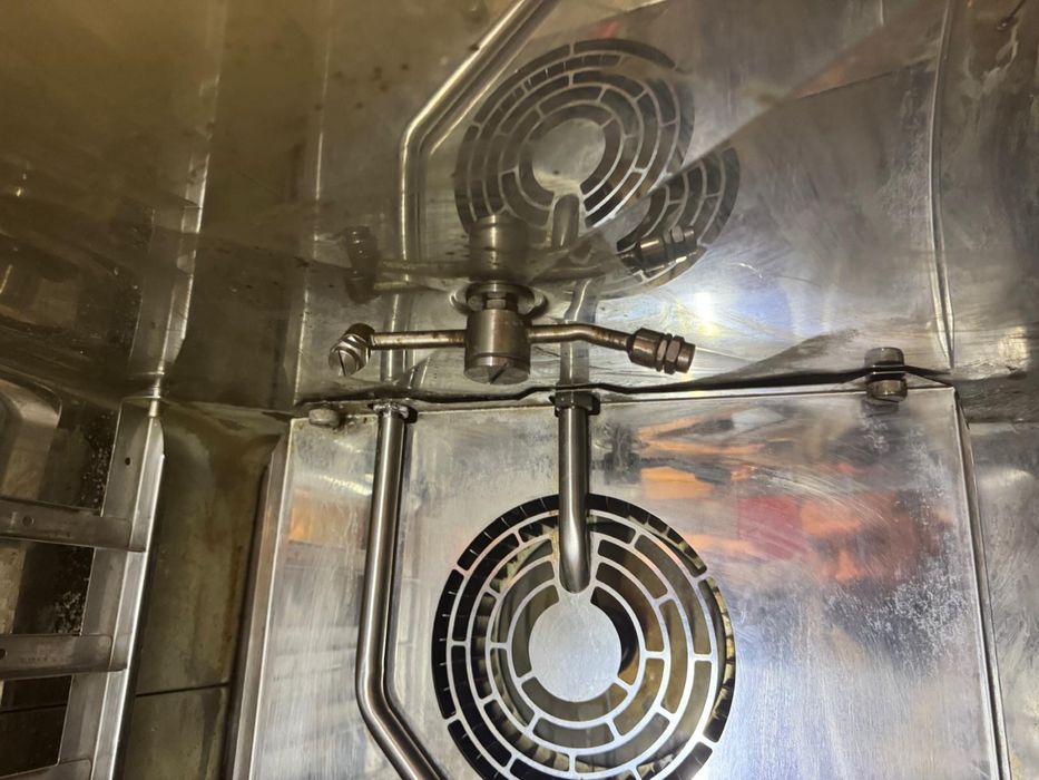 Vand cuptor gastronomic UNOX cu 7 tavi GN 1/1 made  in italia  XVC 505