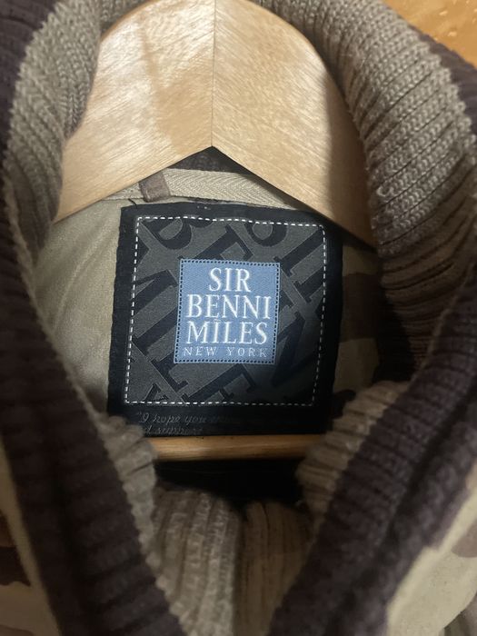 Много топло късо яке