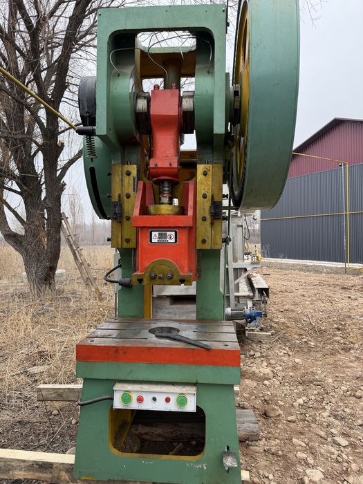 Пресс кривошипный