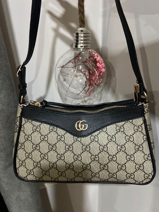 Дамски хитови чанти НАМАЛЕНИ