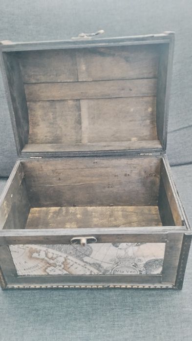 Сандъче за съхранение-дърво и кожа