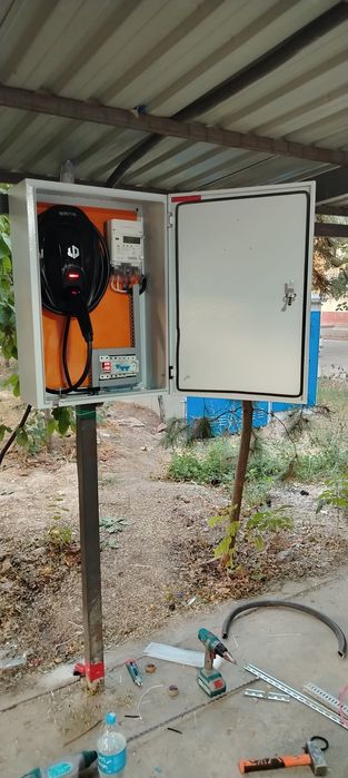 Установка зарядное устройство для Электромобилей.
7квт зарядка установ