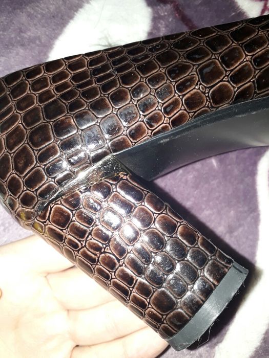 Продам туфли 39р