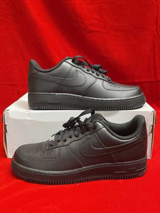 Nike Air Force 1 07' Triple Black (36-47 номер)