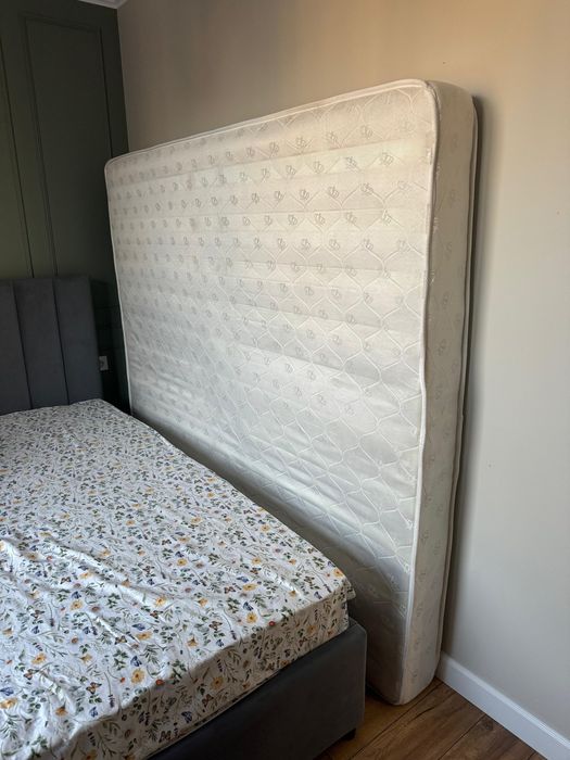 Матрас 180х200 б/у