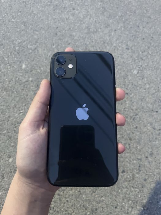 iPhone11 пордам за 100к