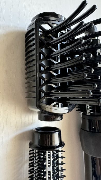 Фен щетка от бренда braun