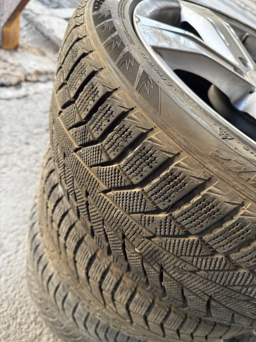 Оригинал! диски с зимней резиной от Мерса R18