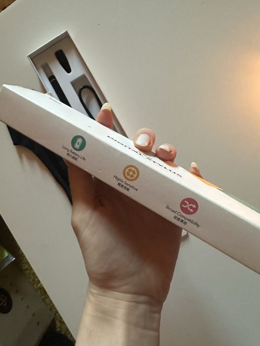 ESR Digital Stylus Pen, дигитална химикалка за телефон и таблет