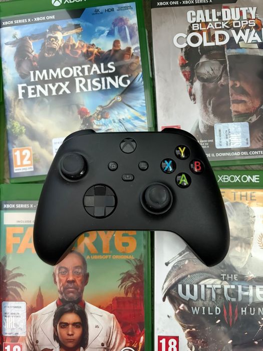 XBox Series комплект с игри и аксесоари