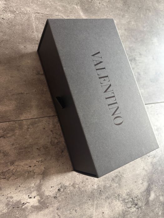 Valentino истински слънчеви очила