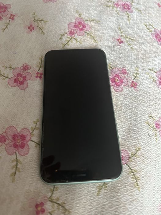 Айфон 11 (64ГБ) рабочий