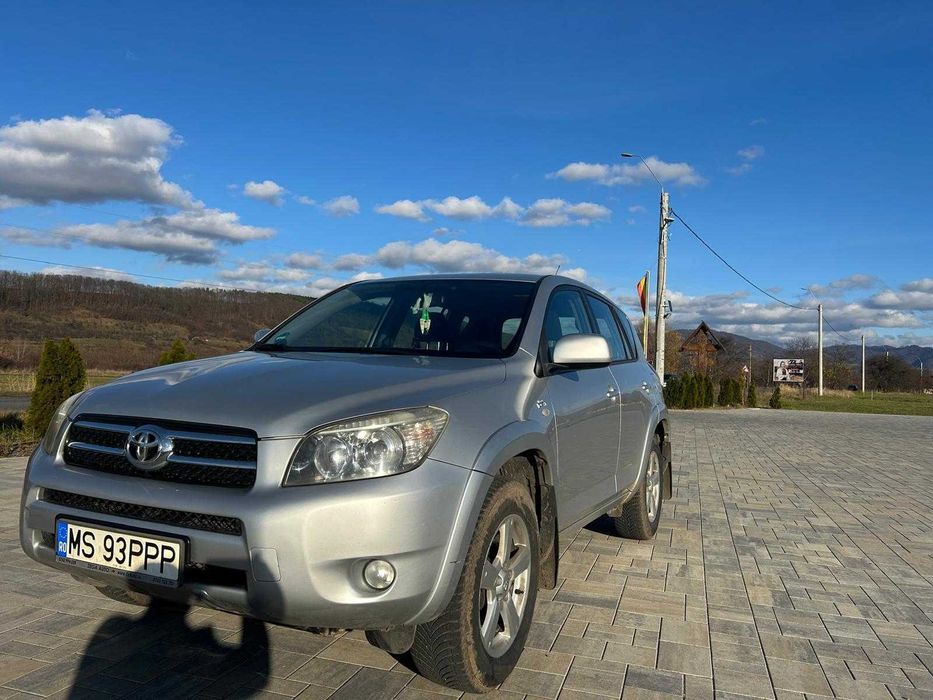 Toyota rav 4 III 4x4