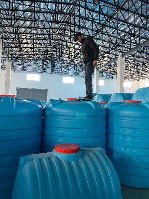 ichimlik suvi uchun yomkost bochkalar