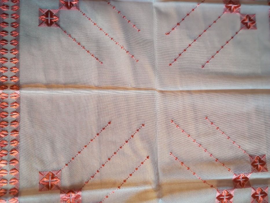 3 карета ръчна бродерия- тюл