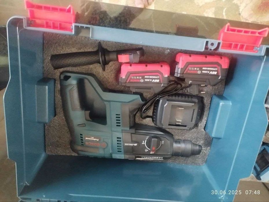 Комплект набора инструментов 4 в 1  BOSCH Новый Продаю за 5,0 млн сум