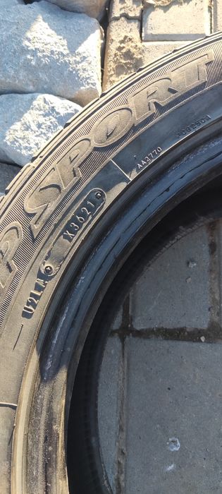 215 55 R17 vara Michelin Dunlop