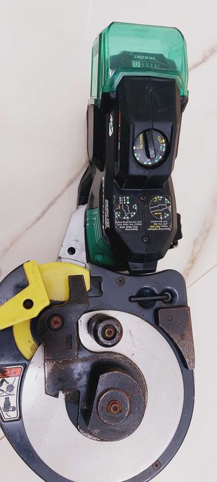 Mașină de indoit fier beton Hikoki