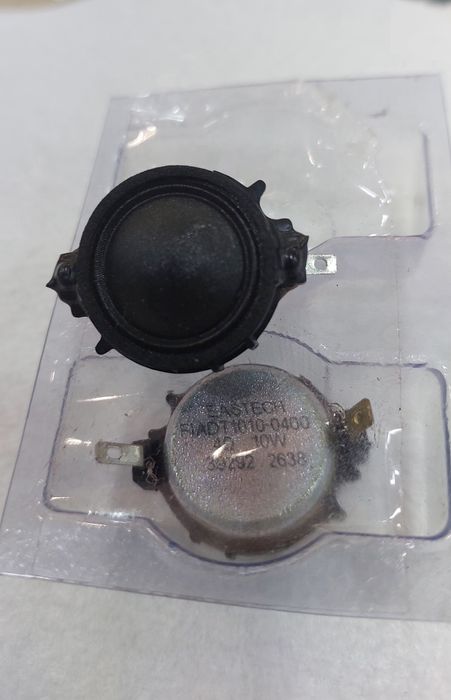 Высокочастотный твитер