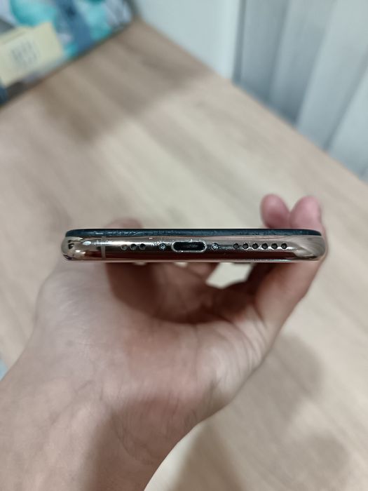 iPhone  Xs  64gb