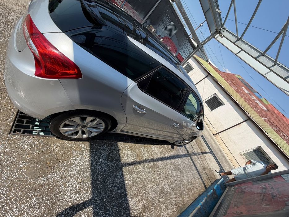 Citroen DS5 2012