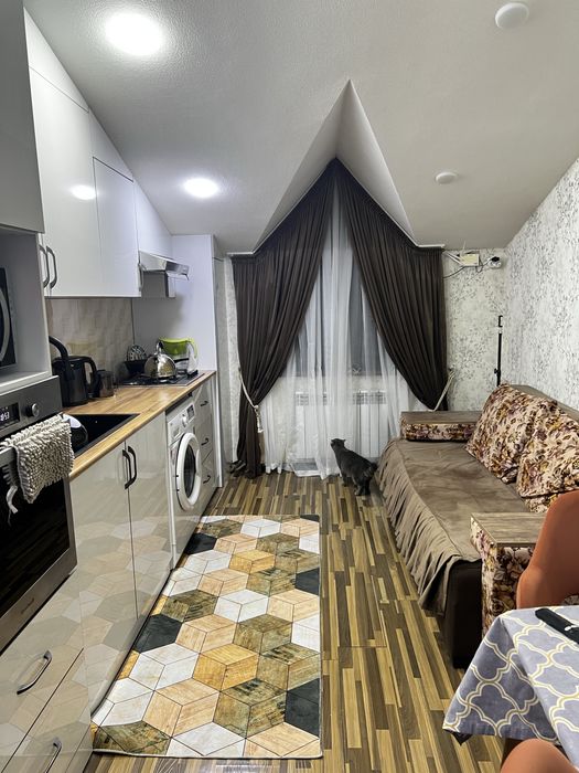 Сдается квартира . Мансарда.