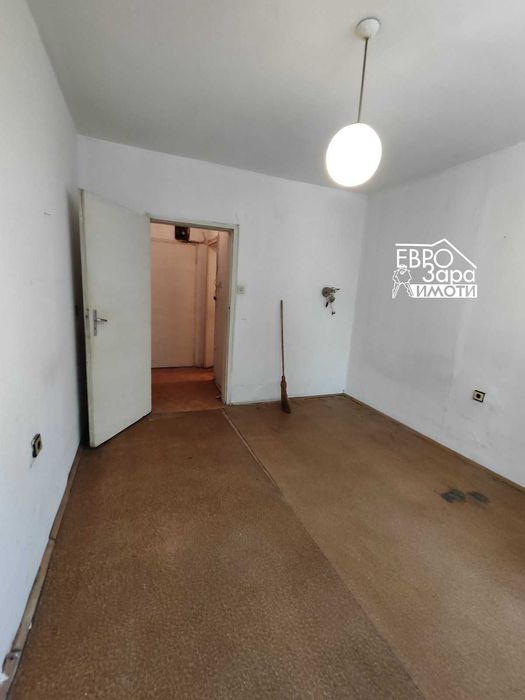 Продава се Едностаен апартамент в Казанлък - 21 кв.м за 1405 €/кв.м - Снимка #1