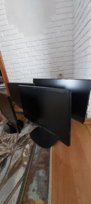 Продам мониторы. Для дома , видео наблюдения.