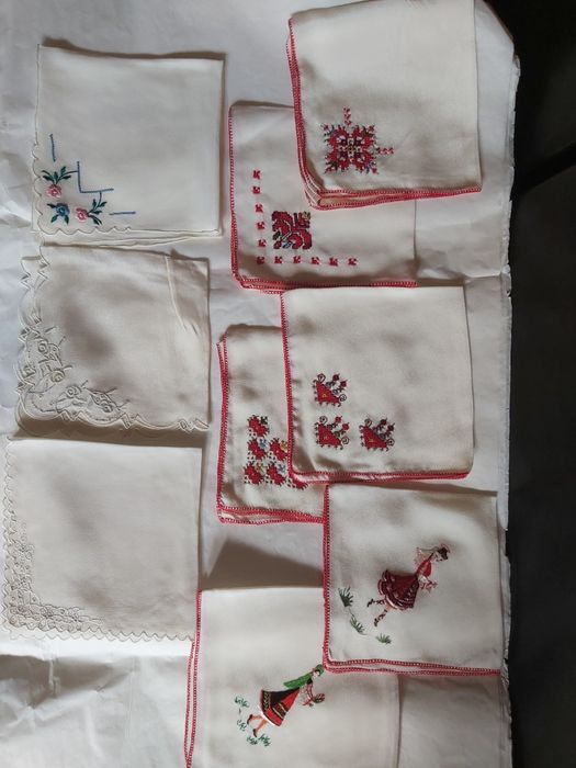 Кърпички с шевици, дамски кърпички с цветни мотиви, мъжки кърпички..