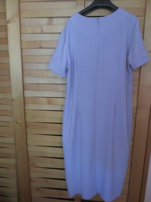 няколко уникални рокли дизайнерски модели!